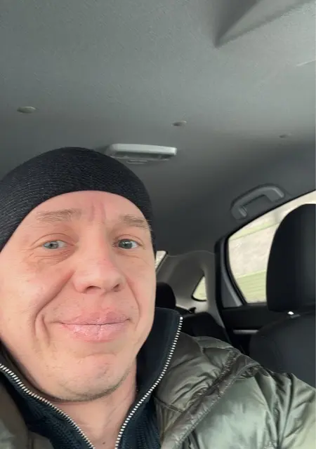 Тони из Гродно, мне 46, познакомлюсь для открытые отношения