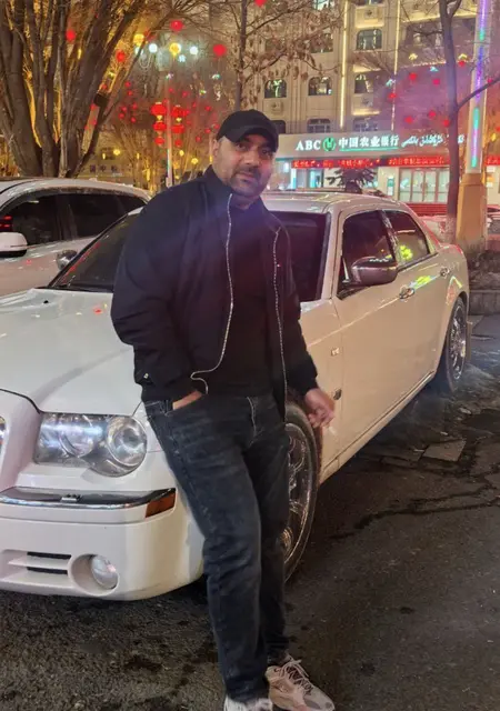 Я Yasar, 37, знакомлюсь для постоянных отношений в Шымкенте