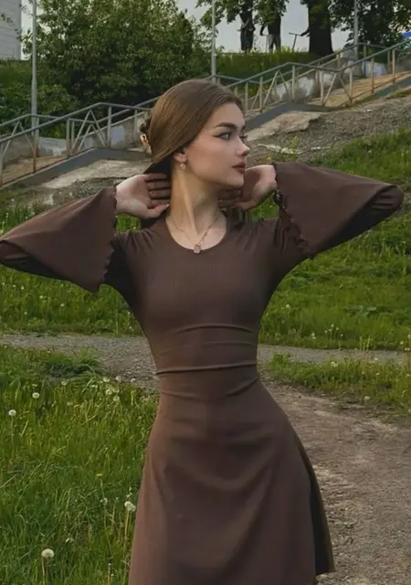 Карина из Борисова, мне 19, познакомлюсь для общения