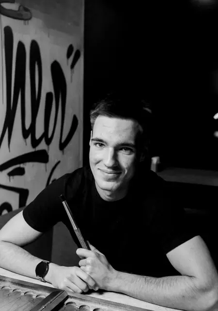 Я Vladislav, 21, знакомлюсь для постоянных отношений в Луганске