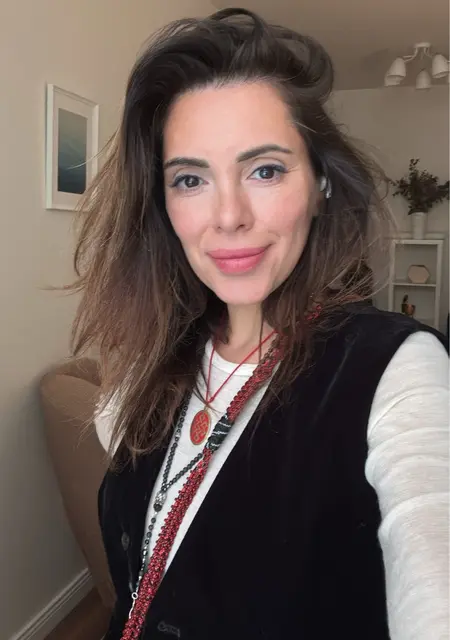 Кристина из Амстердама, ищу на сайте знакомства без обязательств