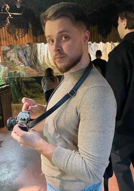 Я Вячеслав, 32, знакомлюсь без обязательств в Бухаресте