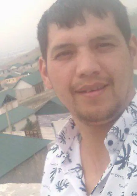 Oybek Rahmonov из Ташкента, мне 38, познакомлюсь на одну ночь
