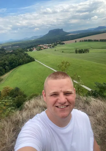 Я Bohdan, 26, из Тернополя, ищу знакомство для приятного времяпровождения