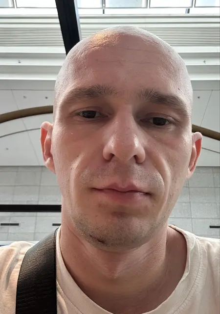 Алексей из Бангкока, ищу на сайте знакомства на одну ночь