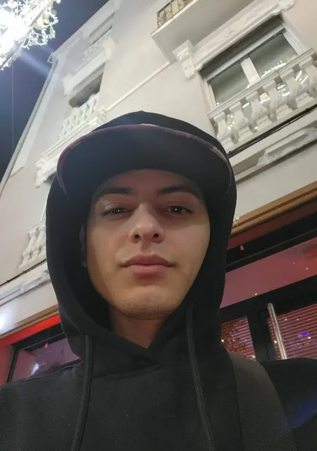 Я Michel, 26, из Валенсии, ищу знакомство для общения