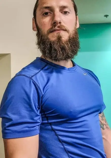 Я Boris, 42, из Измаила, ищу знакомства без обязательств