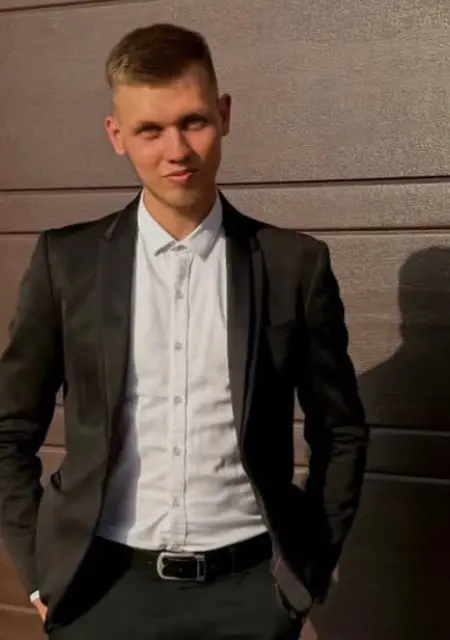 Я Олександр, 29, из Ровно, ищу знакомства на одну ночь