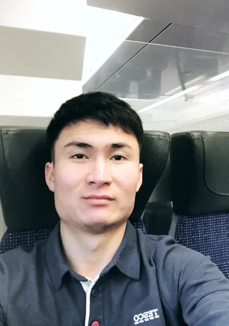 Арген из Дортмунда, ищу на сайте знакомства на одну ночь