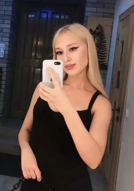 Irina з Львова, шукаю на сайті знайомства без зобов'язань