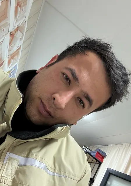 Шерзод из Бишкека, мне 33, познакомлюсь для дружбы