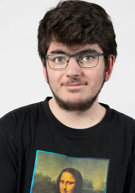 Я Roger, 20, из Сан-Фелиу-де-Гишольс, ищу знакомство для общения