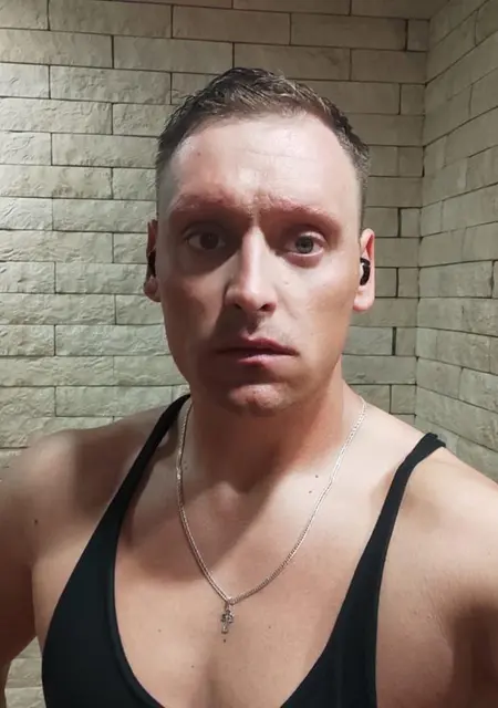 Дмитро из Хмельницкого, мне 32, познакомлюсь без обязательств