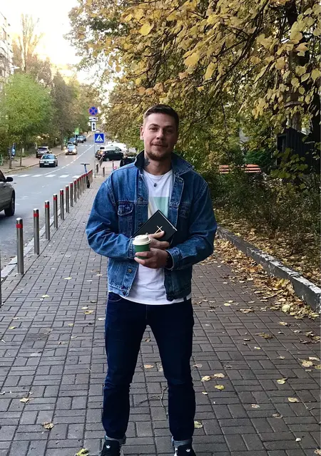 Я Алекс, 32 років, знайомлюсь для вірт у Боярке