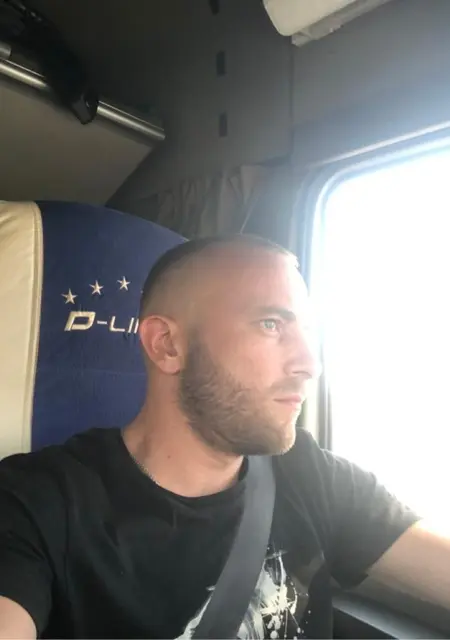 Александр из Гродно, ищу на сайте знакомства на одну ночь