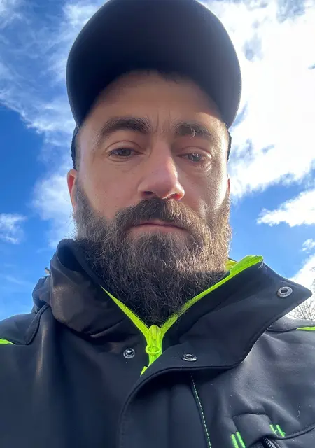 Я Boiciuc, 32, знакомлюсь для постоянных отношений в Сучаве