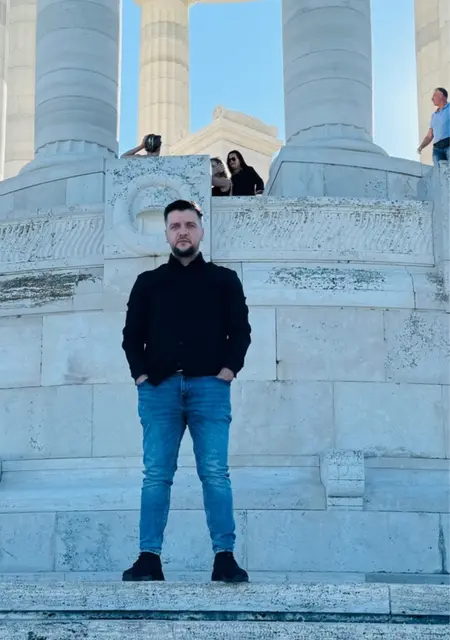 Shivan из Стокгольма, мне 32, познакомлюсь на одну ночь