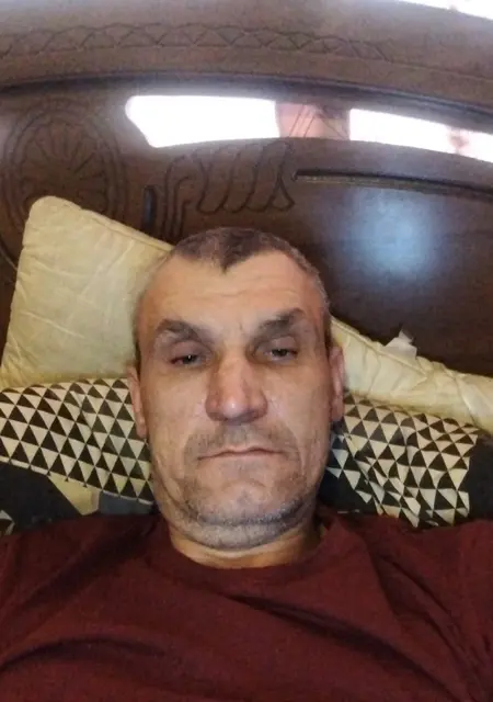 Вова из Витебска, мне 42, познакомлюсь на одну ночь