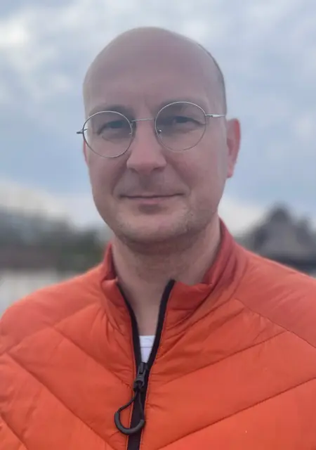 Роман из Запорожья, мне 41, познакомлюсь для приятного времяпровождения