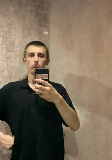 Я Даник, 25, из Каира, ищу знакомство для постоянных отношений