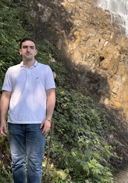 Ширин из Баку, мне 19, познакомлюсь для приятного времяпровождения