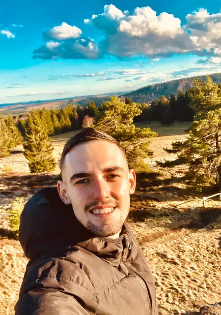 Я Illia, 25, знакомлюсь для вирта в Тахов