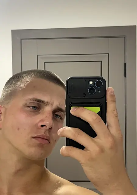 Я Егор, 21, из Канберры, ищу знакомство для дружбы