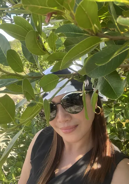 Mae from London, 41 years old, ready to meet for open relationship