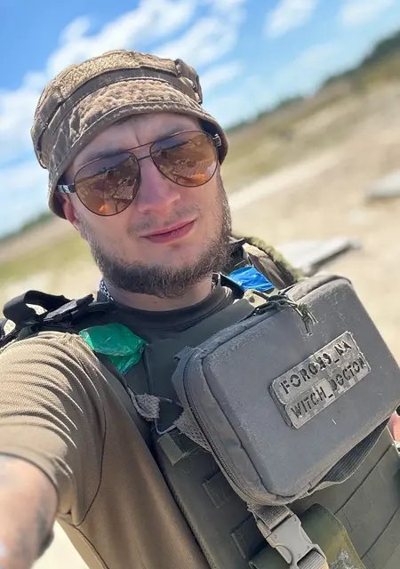 Я Михаил, 30, знакомлюсь на одну ночь в Житомире