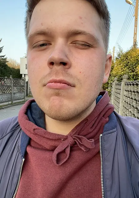 Я Cyryl, 24, знакомлюсь без обязательств в Познани