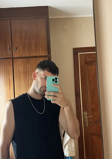 Gerard из Вильянуэва и Ла Гелтру, ищу на сайте знакомства на одну ночь