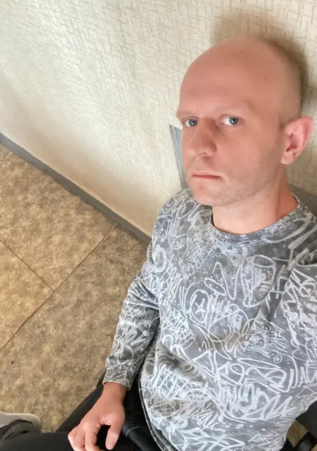 Антон з Кривого Рогу, мені 40 років, познайомлюсь для дружби