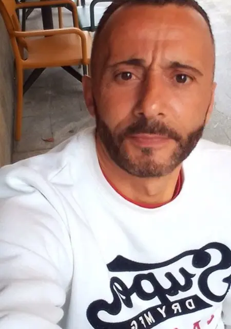 David de Vigo, tengo 50 años, listo para conocer para lío de una noche