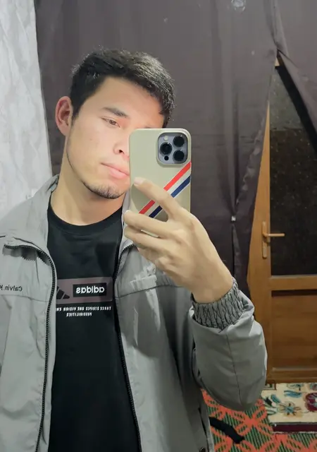 Я Muhammadqodir, 19, из Самарканда, ищу знакомство для приятного времяпровождения