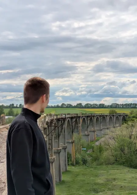 Антон из Франкфурта-на-майне, мне 20, познакомлюсь на одну ночь