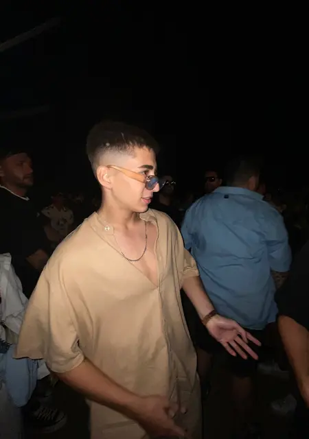 Igor из Буэнос-айреса, мне 20, познакомлюсь на одну ночь