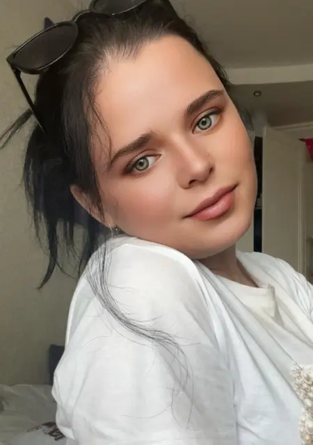 Ангелина из Гомеля, мне 22, познакомлюсь для открытые отношения