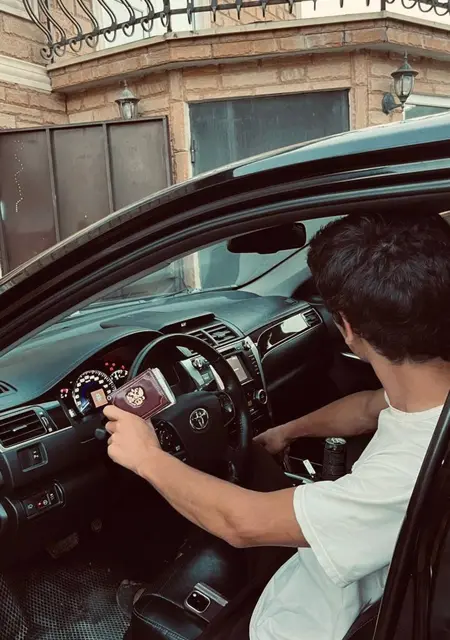 Салих из Вашингтона, мне 18, познакомлюсь для вирта