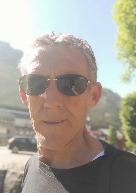 Antoniobernal de Jaca, busco en el sitio relación abierta