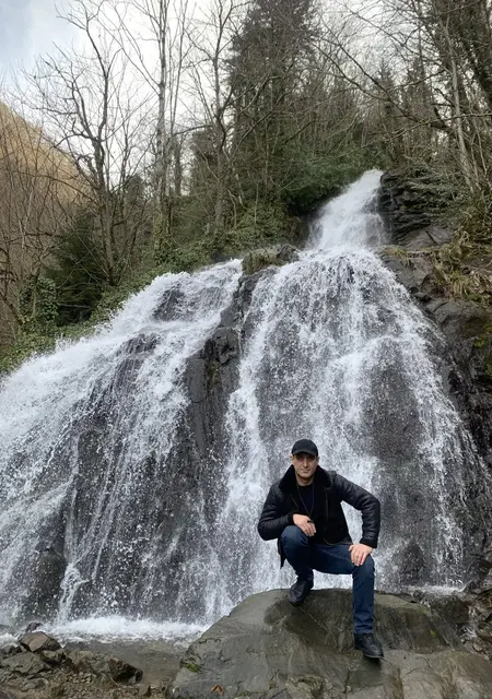 Гиорги из Бухареста, ищу на сайте знакомства на одну ночь