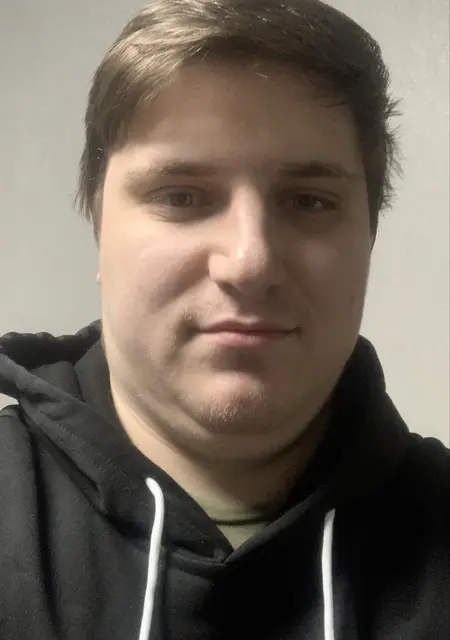 Я Виталий, 24 років, знайомлюсь без зобов'язань у Кам'янське