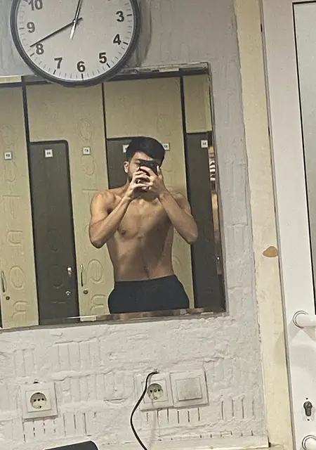 David из Дубая, мне 22, познакомлюсь для вирта