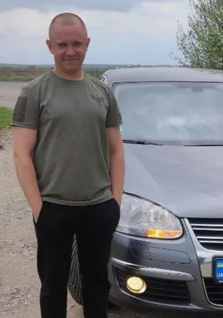 Я Рома, 26 років, знайомлюсь без зобов'язань у Шепетівка