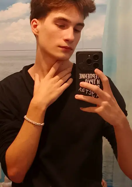 Я Иван, 19, знакомлюсь без обязательств в Новополоцке