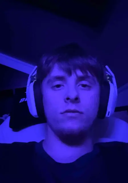 Dima з Збаража, мені 21 років, познайомлюсь для відкриті стосунки