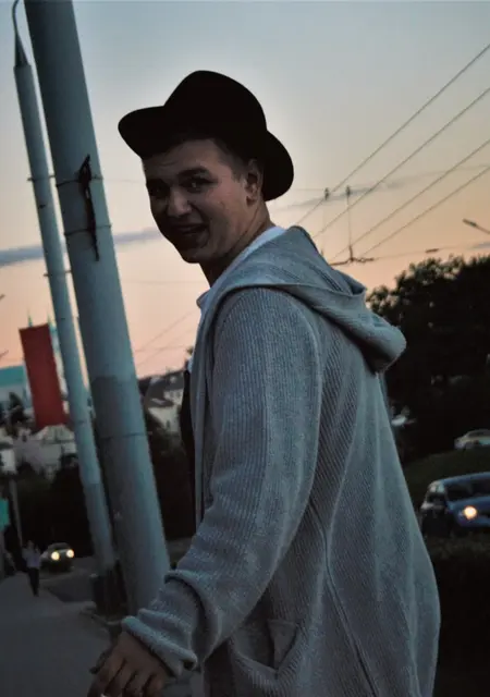 Вин из Могилёва, мне 21, познакомлюсь на одну ночь