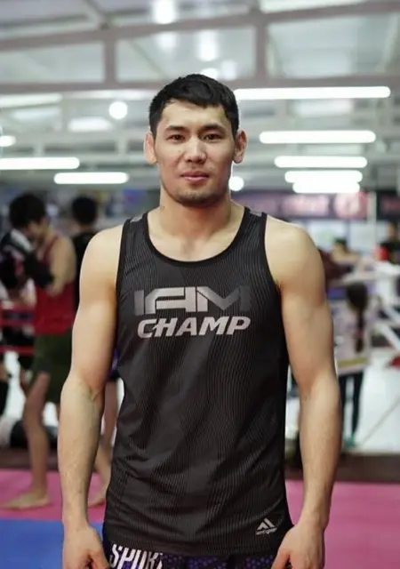 Абил из Уральска, ищу на сайте знакомства на одну ночь