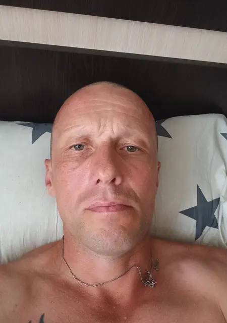 Анатолий из Гомеля, ищу на сайте знакомства на одну ночь