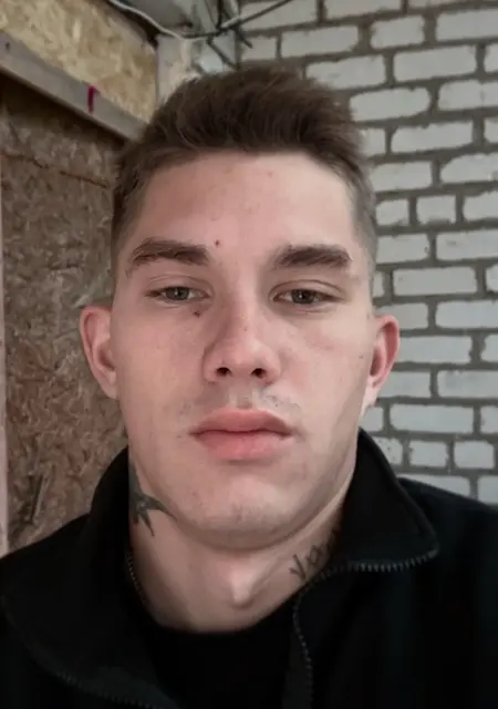 Я Евгений, 80, из Афин, ищу знакомства без обязательств