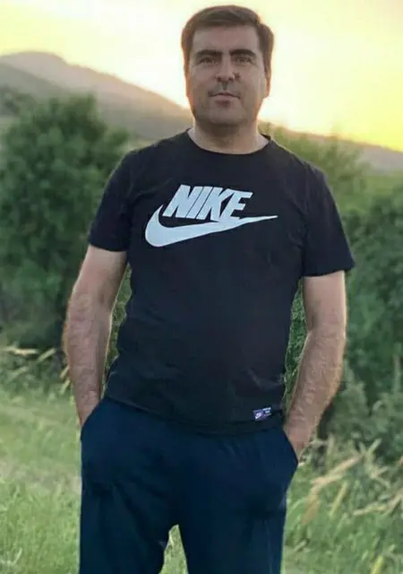 Я Amir, 42, из Ташкента, ищу знакомство для совместных путешествий